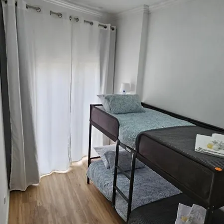 Supertubos Surf & V2 Ferienhaus Atouguia Da Baleia